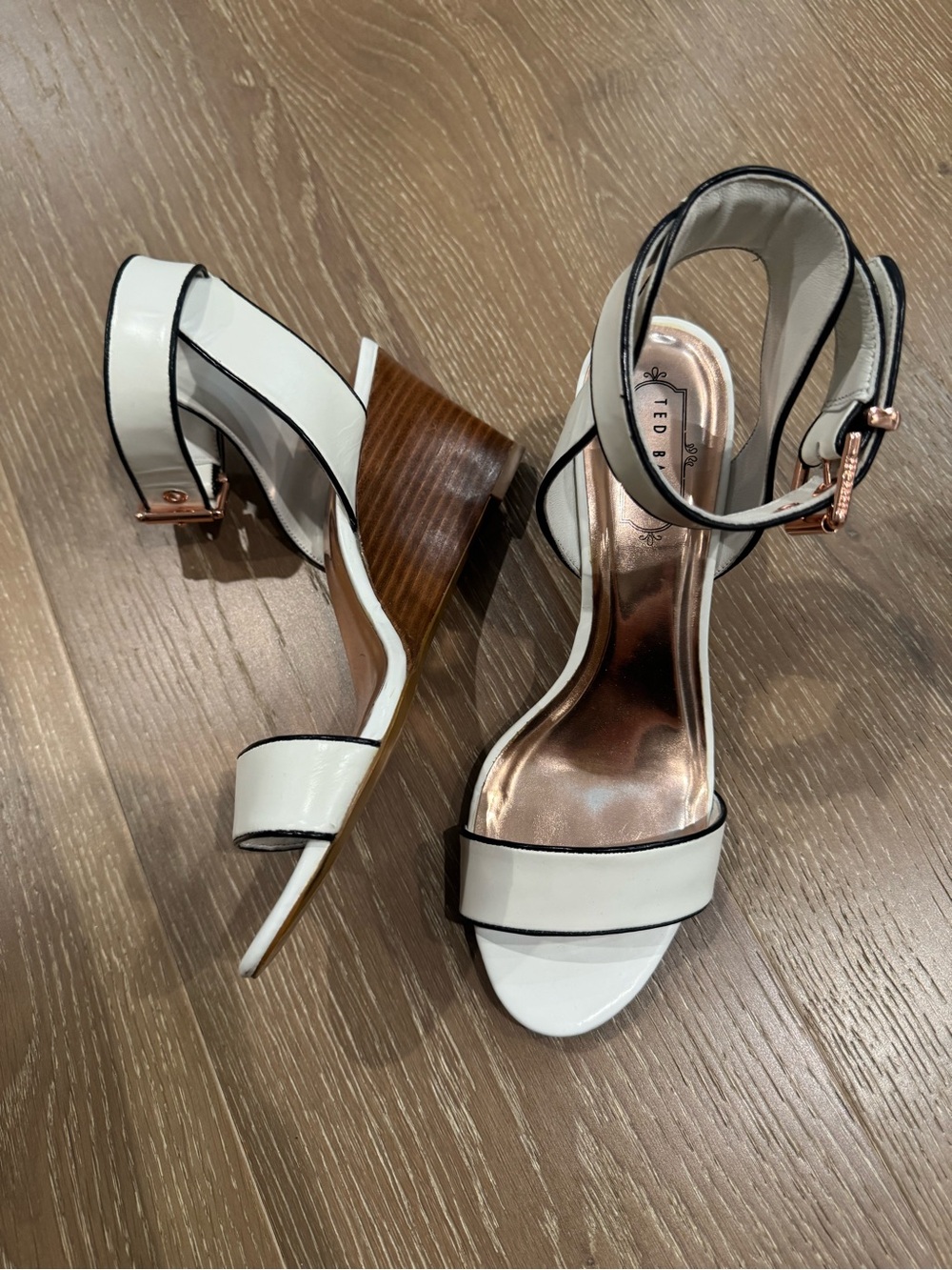 Ted Baker White Heeled Ankle-Strap Sandals with Black Trim - Picture 2 of 2